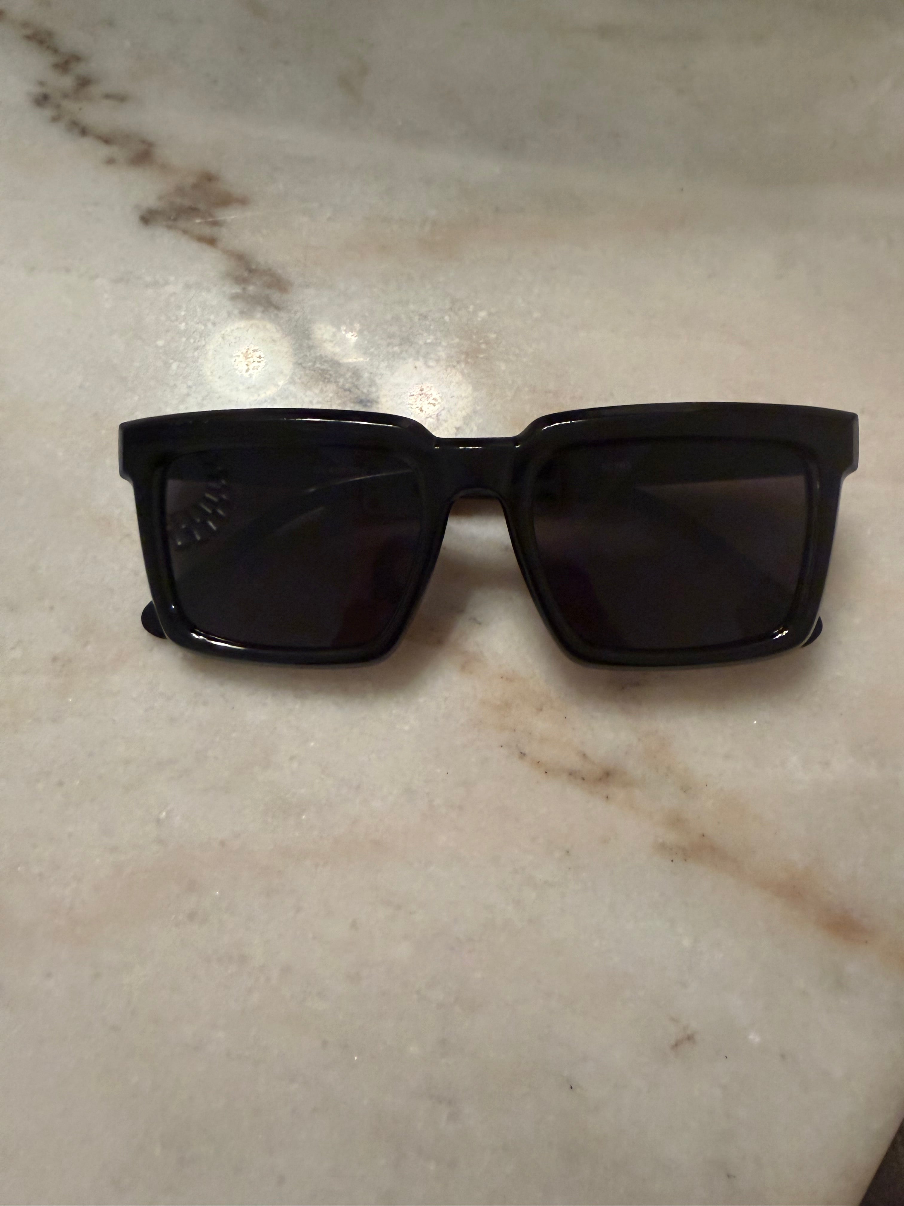 Onyx Frames